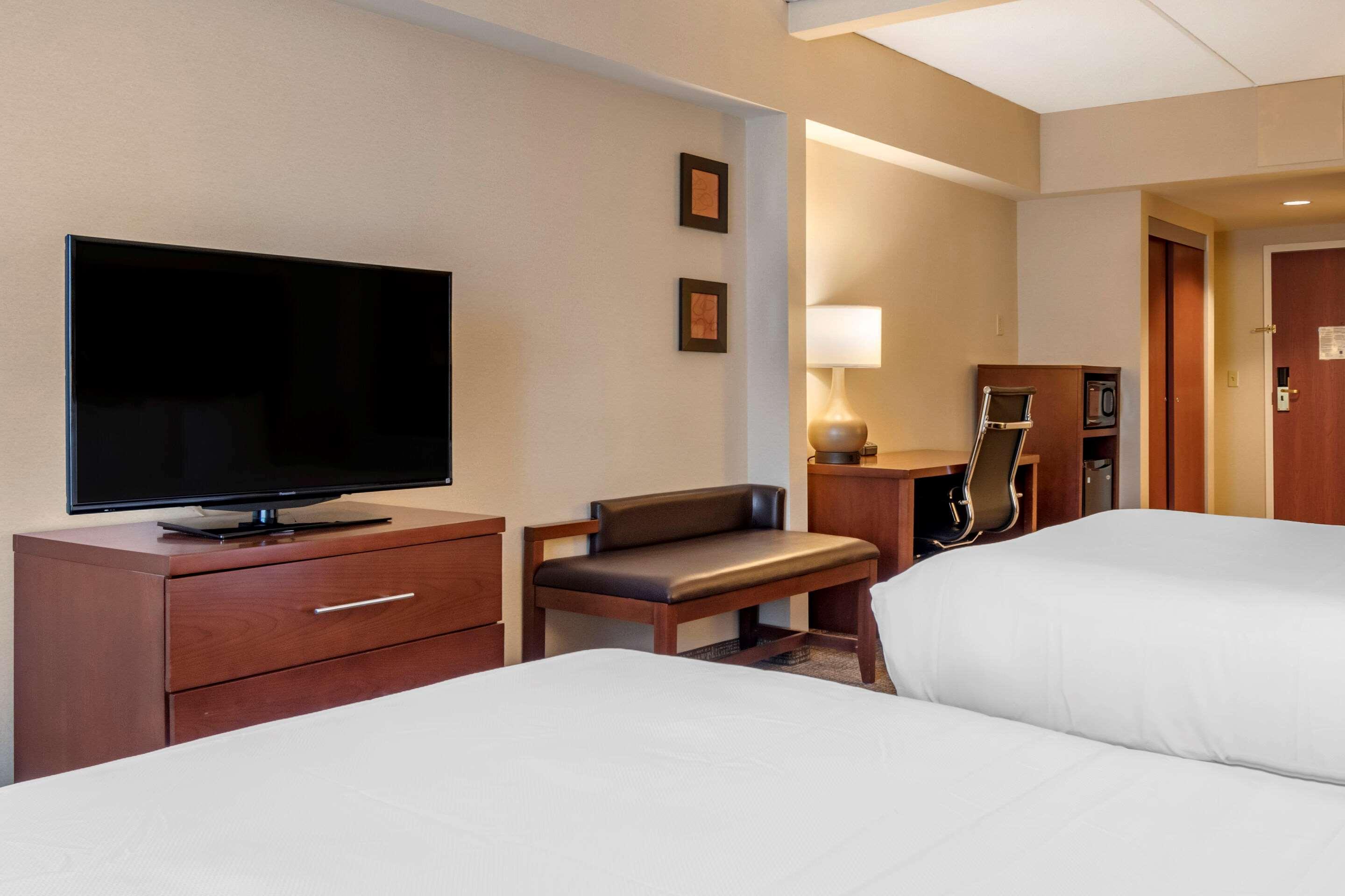 Comfort Suites Downtown Carlisle Zewnętrze zdjęcie