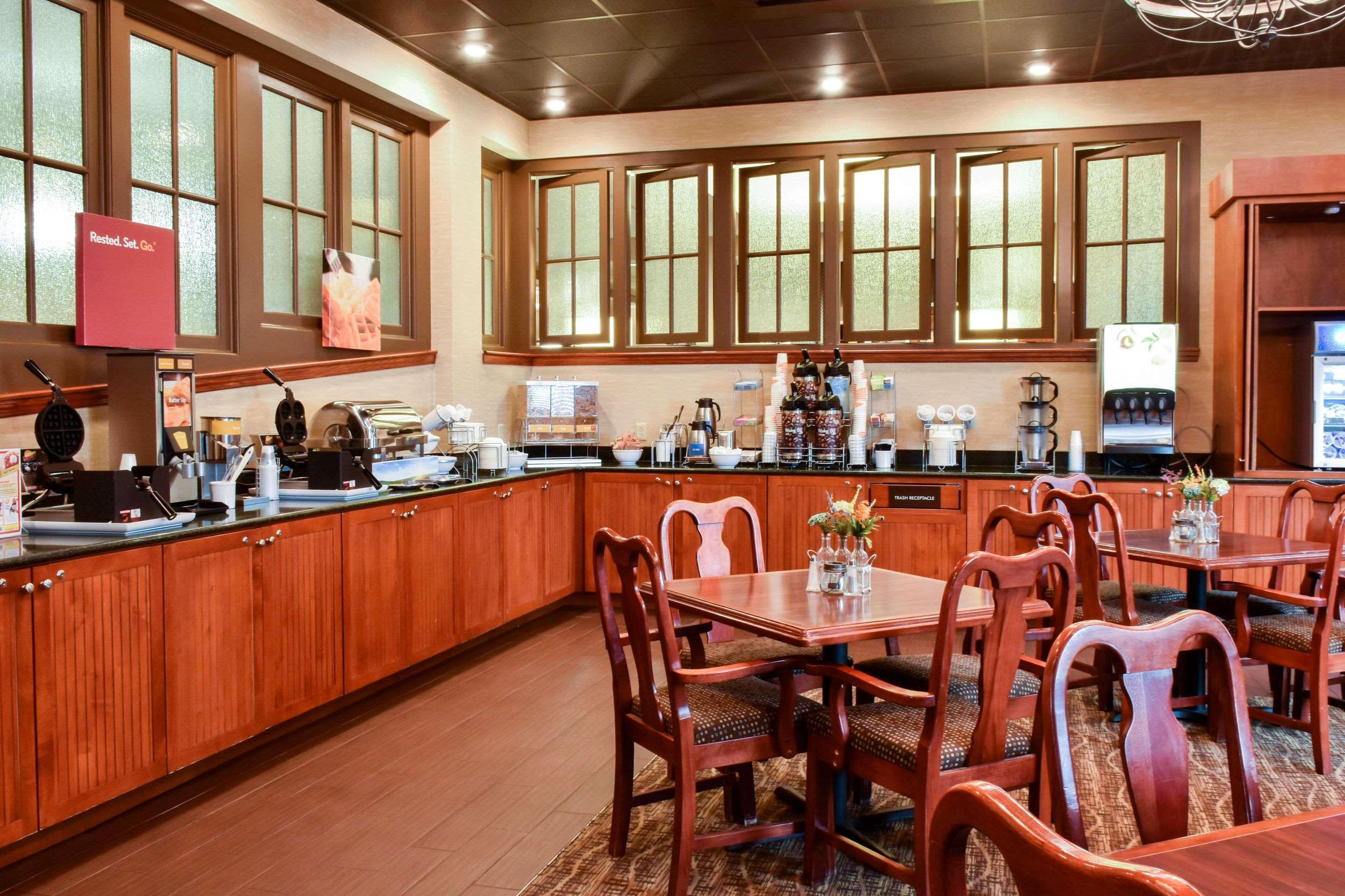 Comfort Suites Downtown Carlisle Zewnętrze zdjęcie