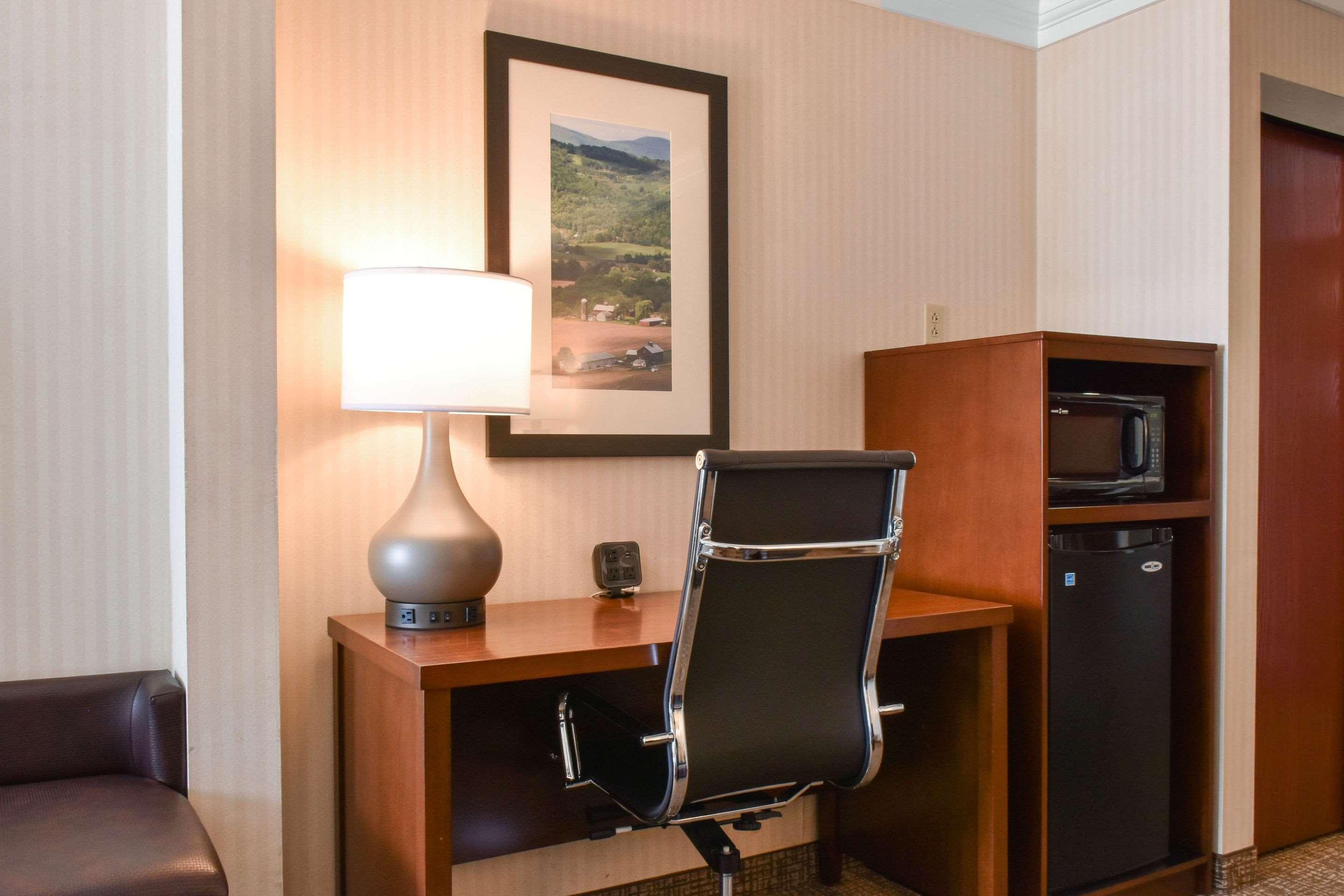 Comfort Suites Downtown Carlisle Zewnętrze zdjęcie